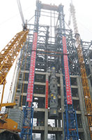 6. Lifting of Three 300-ton Gasifiers for Ninh Binh Fertilizer Plant in Vietnam by 1600-ton Hydraulic Lifting Device