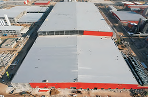 2. Asia's Largest Single-volume Steel Structure Workshop (384.6m × 157.6m)